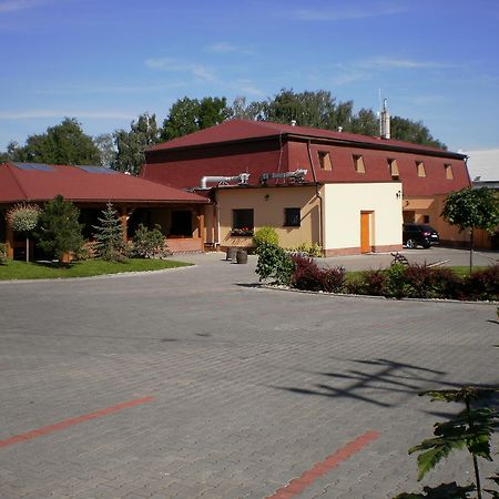 Penzion Na Netrebe Pardubice Exterior photo